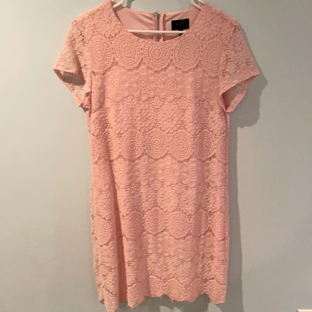 MIDI light pink lace dress
